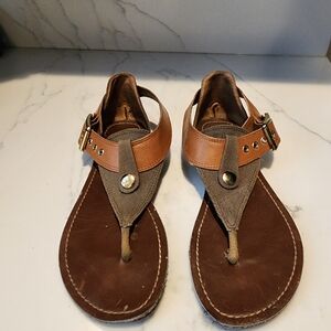 Steve Madden Brown and Tan T-Strap Sandals